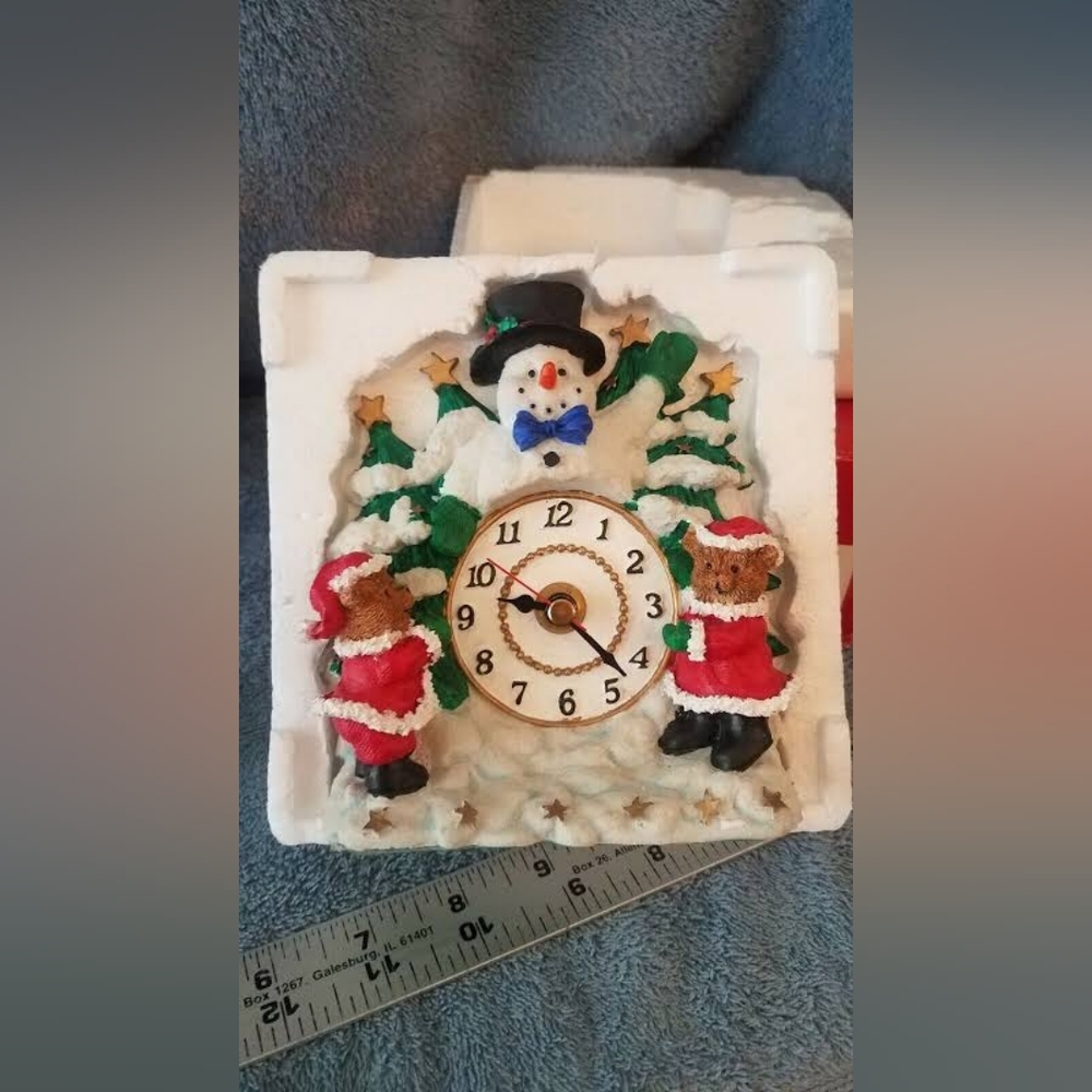 Snowman Christmas Clock